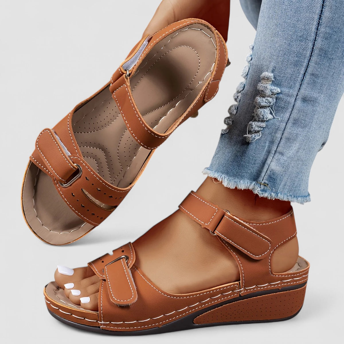 Chic Parsienne™ | Aldona - Sandales orthopédiques à talon compensé