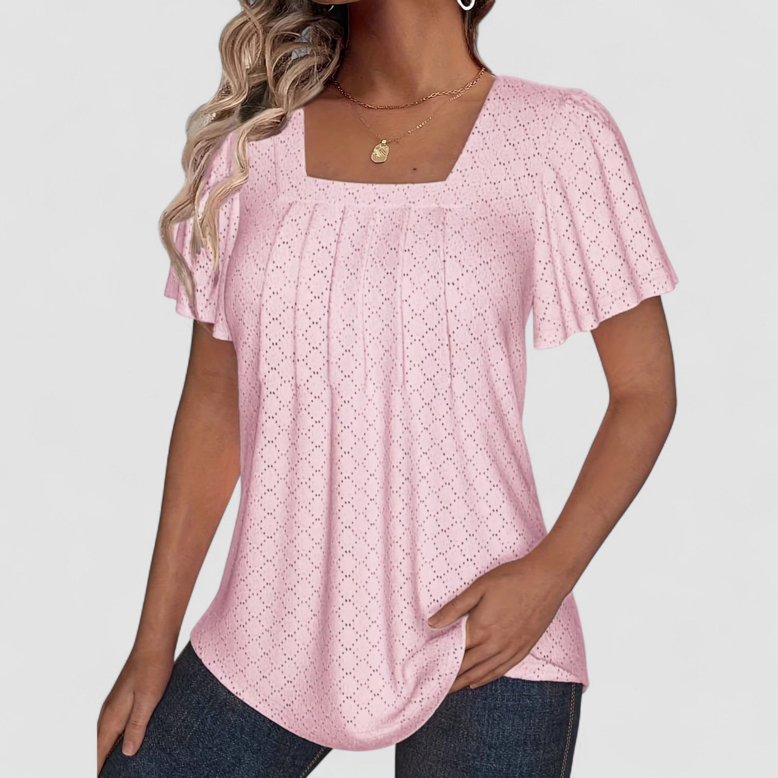 Chic Parsienne™ | Mirelle – Blouse à encolure carrée et texture